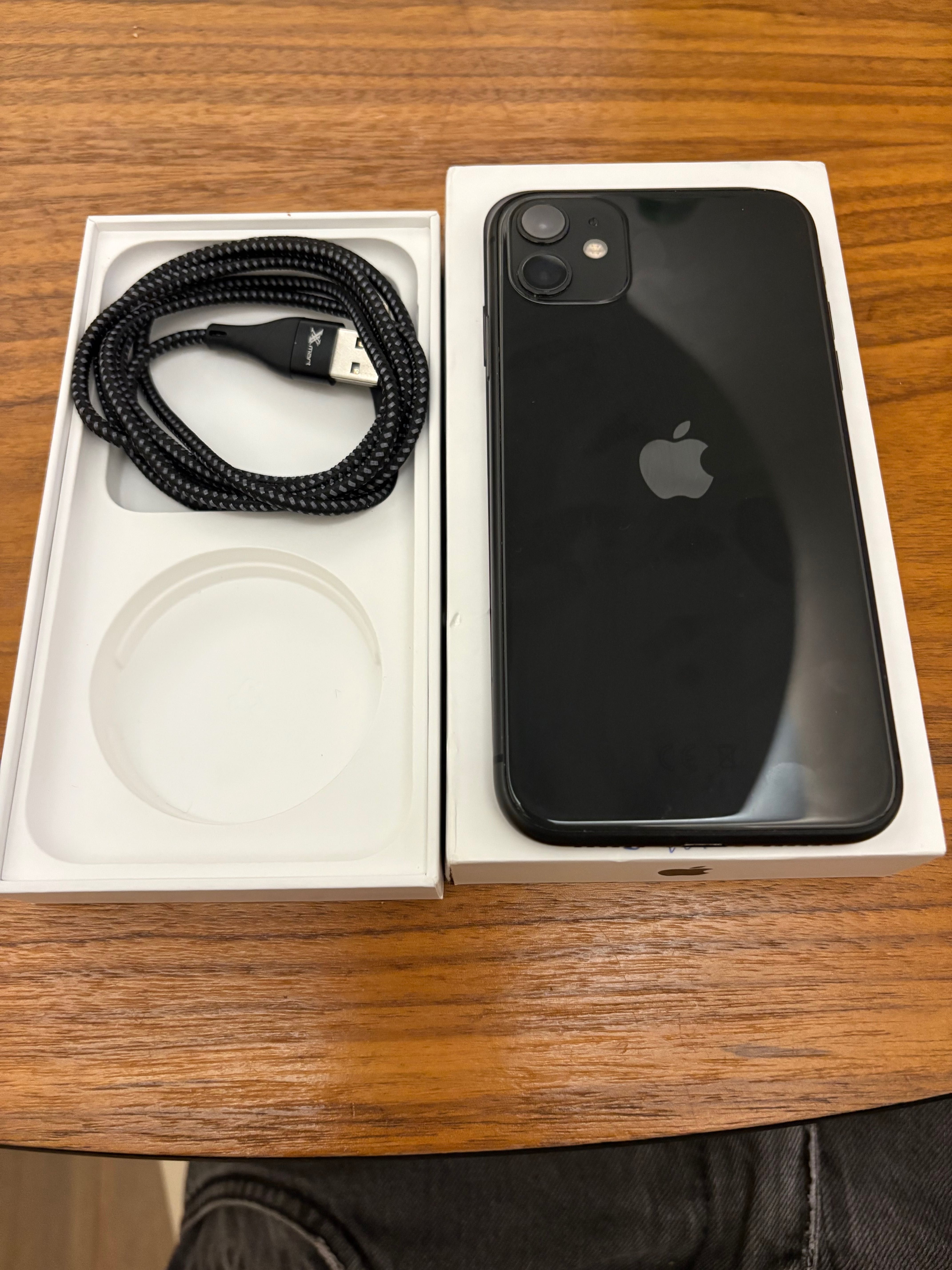 iPhone 11 64GB Black