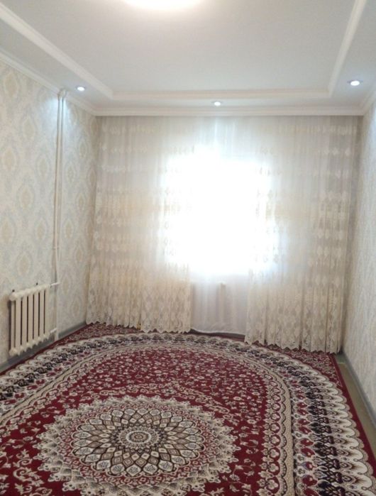 Продаётся квартира против базар Куйлюк. Рядом Компас