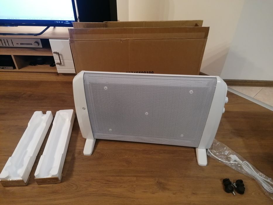 Лъчиста конвекторна печка MAXXMEE HY-200C 2000W