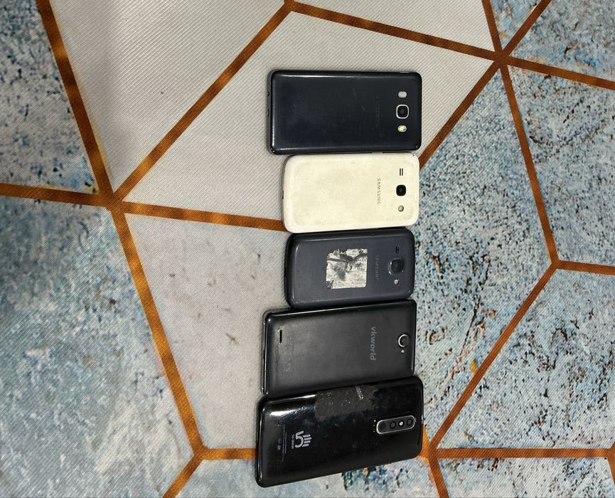 Продам телефоны не рабочем состоянии 4000тг