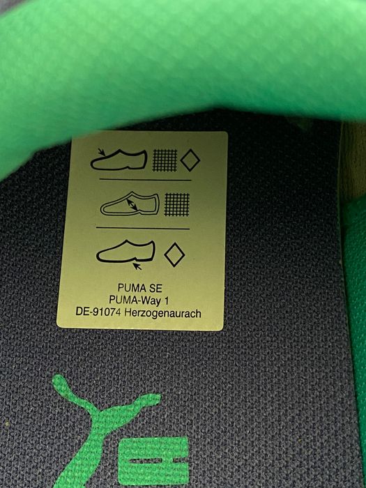 ЧИСТО НОВИ детски обувки Puma