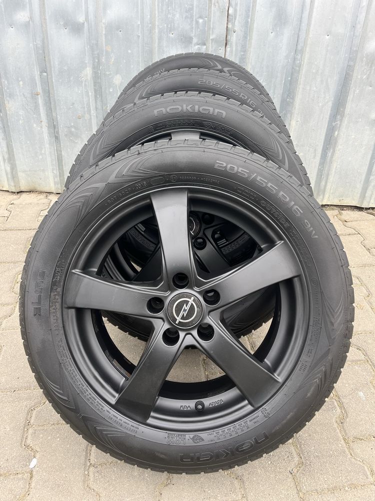 Jante aliaj 5x105mm,  anvelope vara 205/55 R16 Opel Astra J sau K