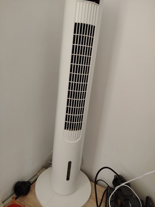 Напольный вертикальный вентилятор зима - лето