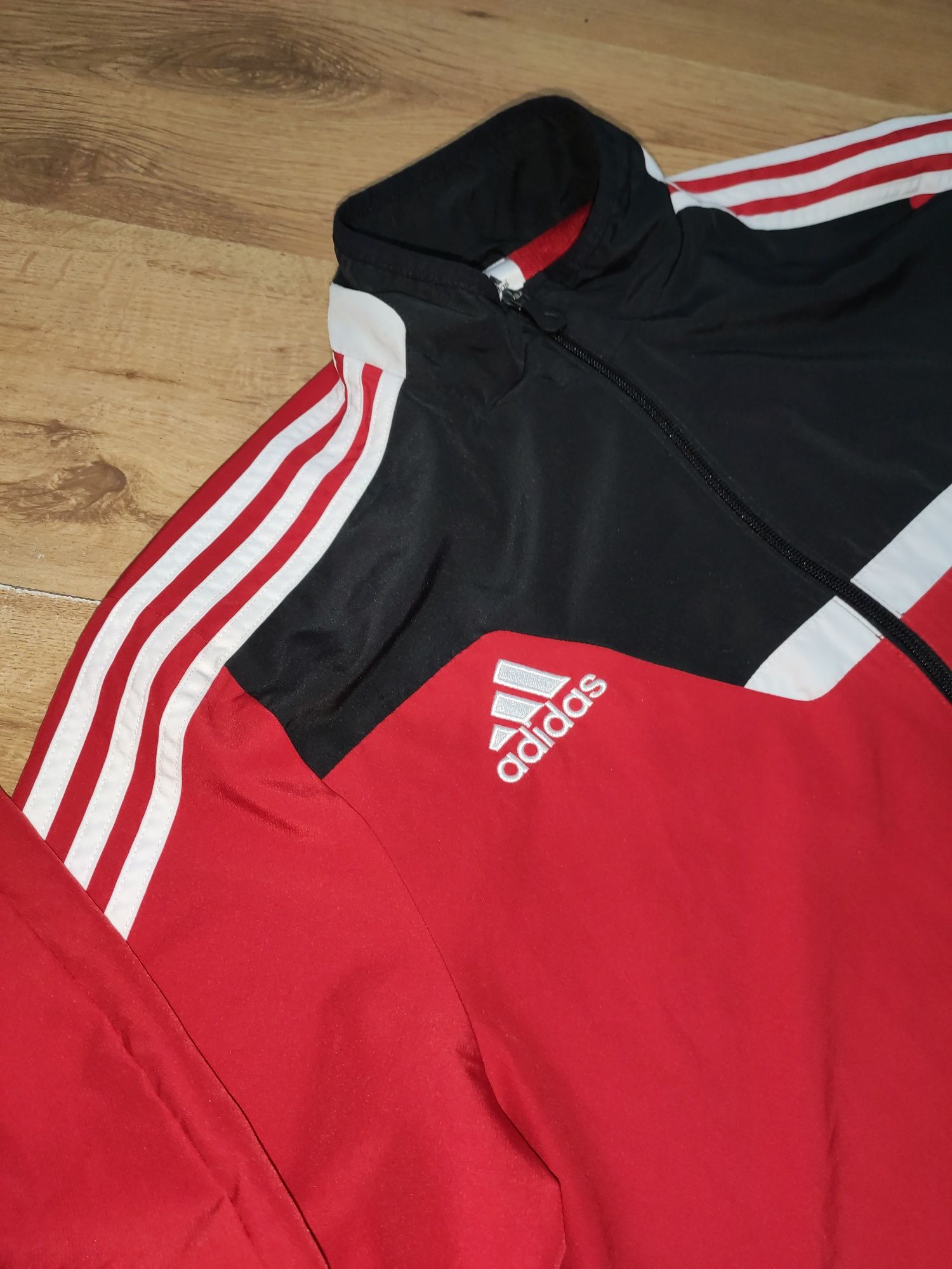 Bluza de trening Adidas mărimea L