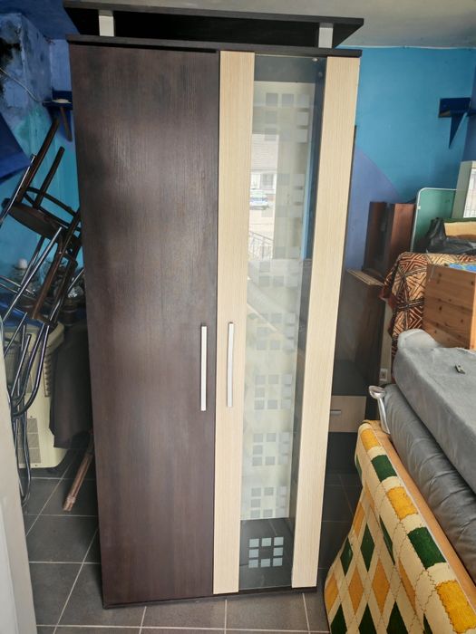 DULAP și comodă Dimensiuni dulap 200/82/43 CM, Comodă 52/85/43 CM