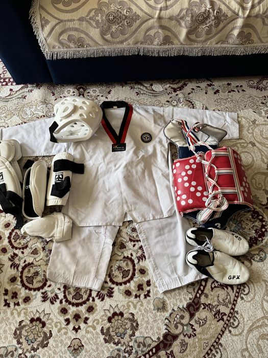 Таеквандо костюм