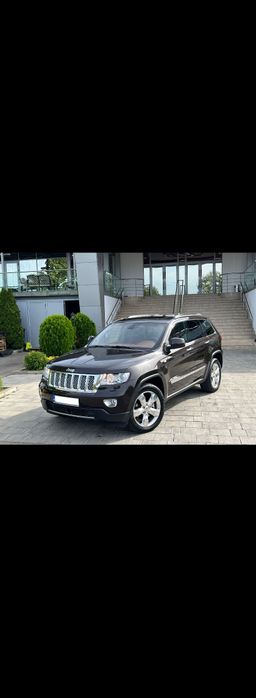 Vând Jeep  Grand cherokee  overland