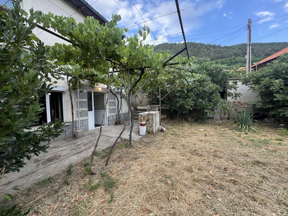 Продава се Къща в с. Горно Изворово, Област Стара Загора - 110 кв.м за 928 €/кв.м - Снимка #4