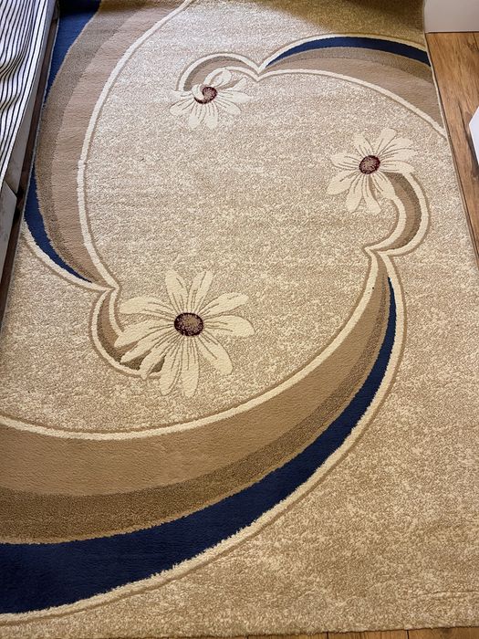 Продам б/у ковер