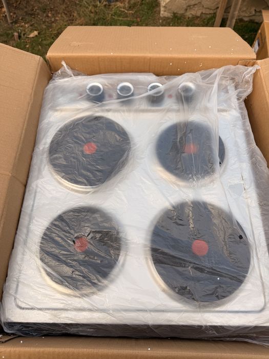 Плита встройная Новая