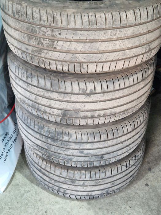 225.55.17   BF GOODRICH