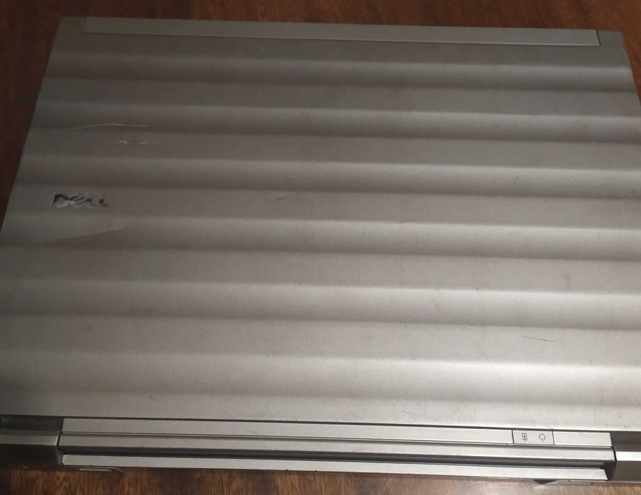 Лаптоп Dell Precision M4400