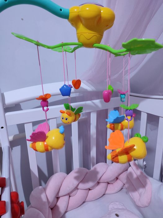 Мобиль в кроватку