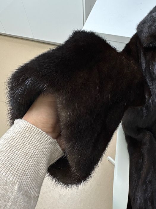 Vând blana naturala de dama Vizon