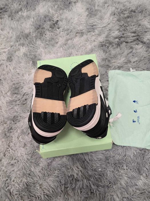 Off-White Out of Office