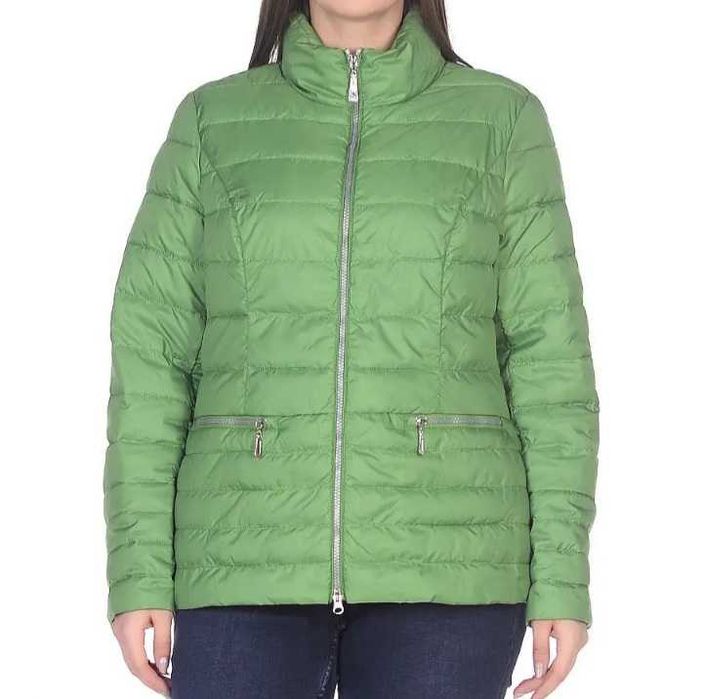 Женская куртка р. 48 демисезонная