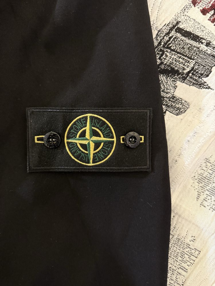 Stone Island пуловер. Чисто нов!