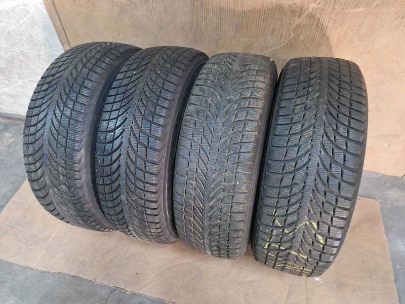 4 Michelin R17 235/65/ 
зимни гуми 
DOT4417