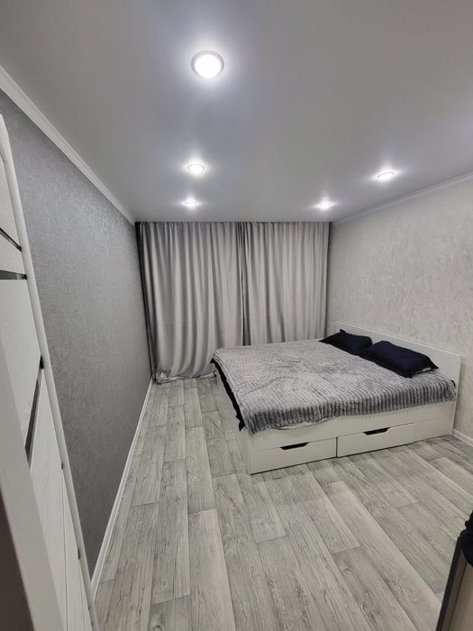 Продам 2 комнатную квартиру район СКГУ