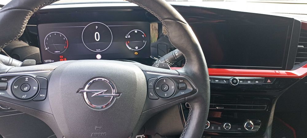 Opel Mokka 2022г 12700км