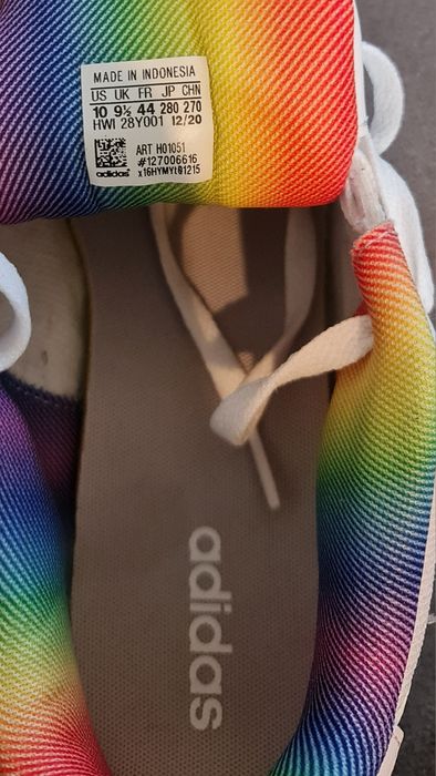 Pantofi sport Adidas albi, marimea 44