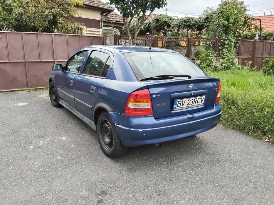 Opel Astra 2002 1.6 8V
