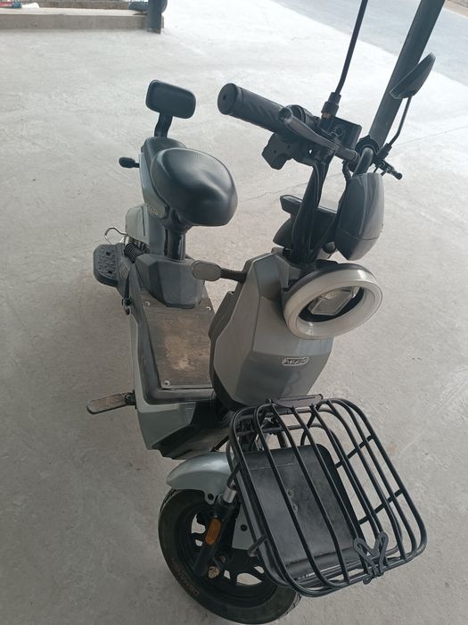 Скутер сатылады бахасы:2 млн 600