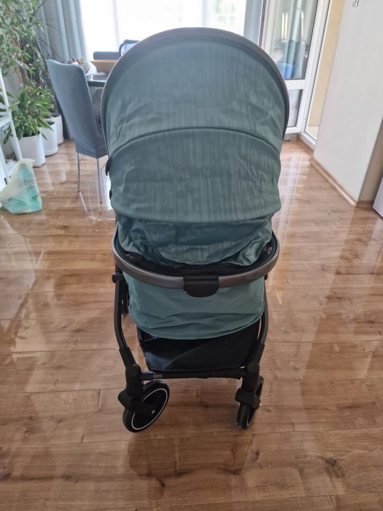 Бебешка количка Chipolino