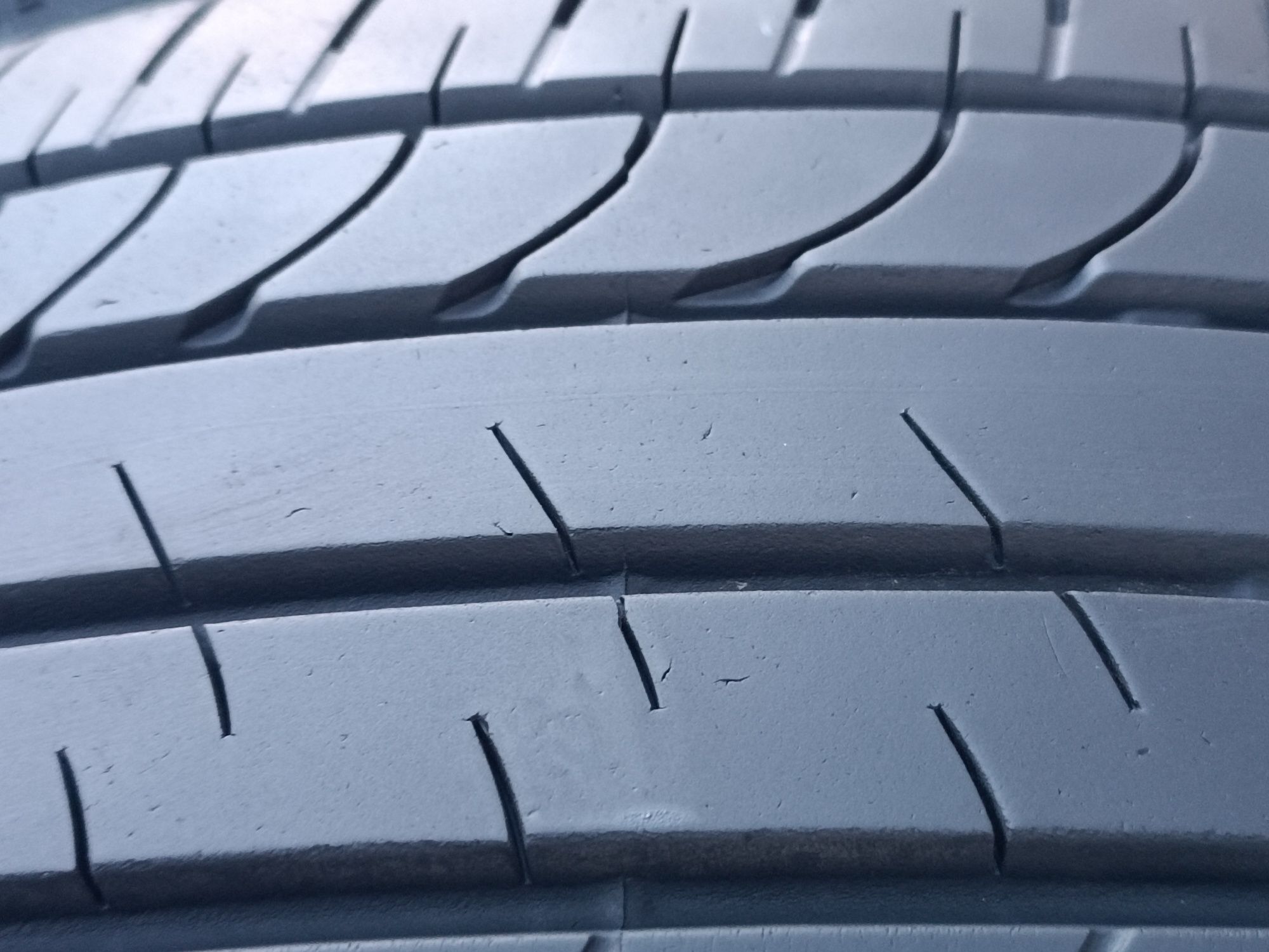 235/55/20 Bridgestone