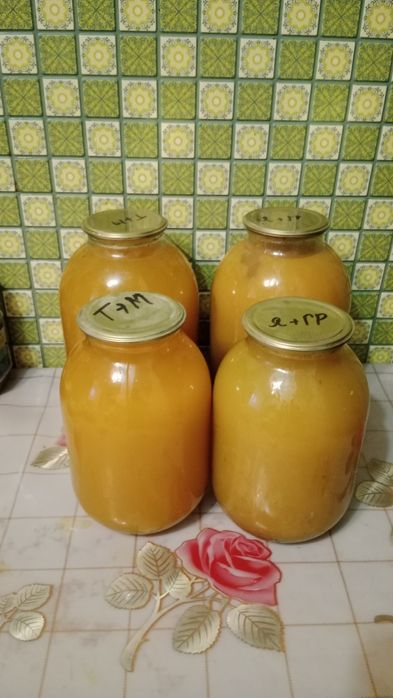 Продается натуральный сок 2 видов.