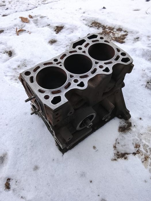 Продам Матиз блок цилиндров б/у  цена 30 000.т