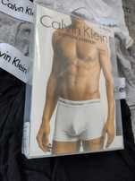 Vând chiloți boxeri Calvin Klein măsură S ,M ,L , XL