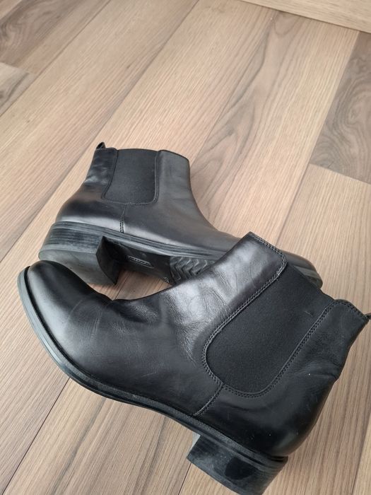 ghete noi de dama marca Fosco spania .