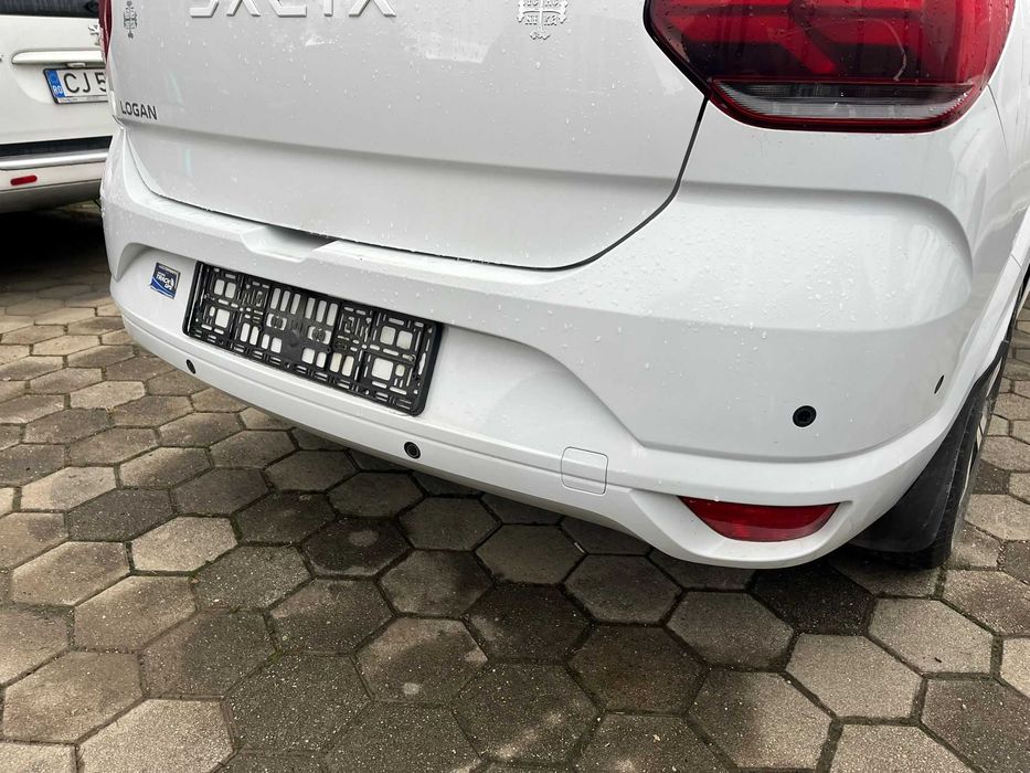 bara spate cu senzori parcare dacia logan 2023