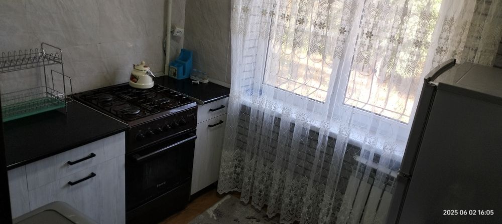 Продаётся (своя) 1-комн.квартира на 2-этаже. 3-м/р-н. Чирчик.