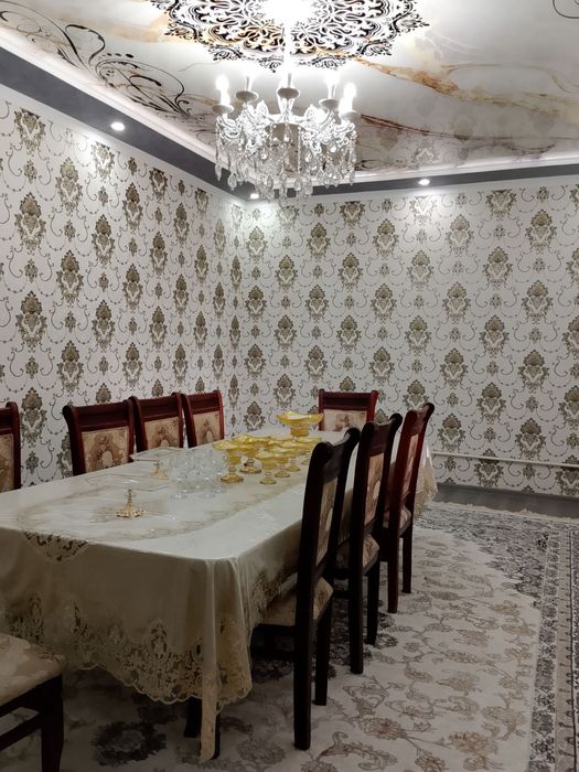 Олмаликда Эйвалакда янги махалладаянги курилган ховли уй сотилади