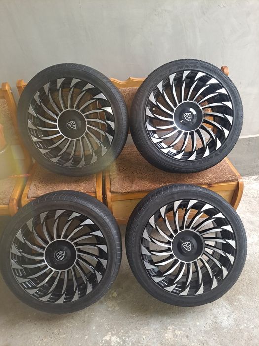 Maybih saka diska balon