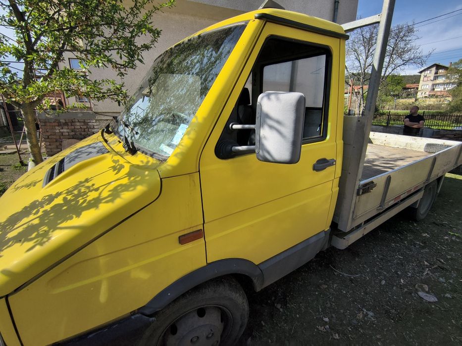 Ивеко Дейли пътна помощ