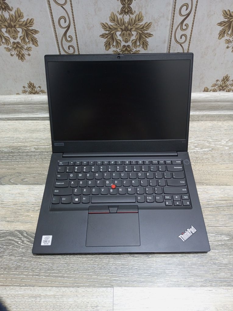 Lenovo thinkpad i5-10210U(10-avlod) Autocad va boshqa dasturlash uchun