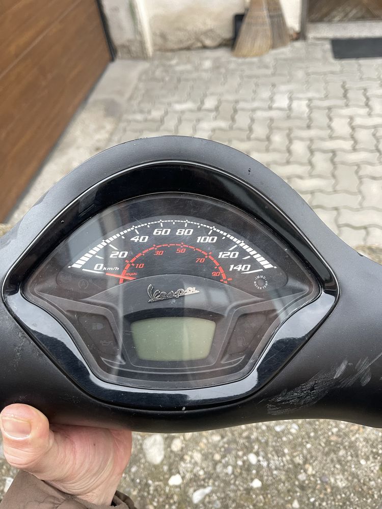 Vespa GTS 300 2021