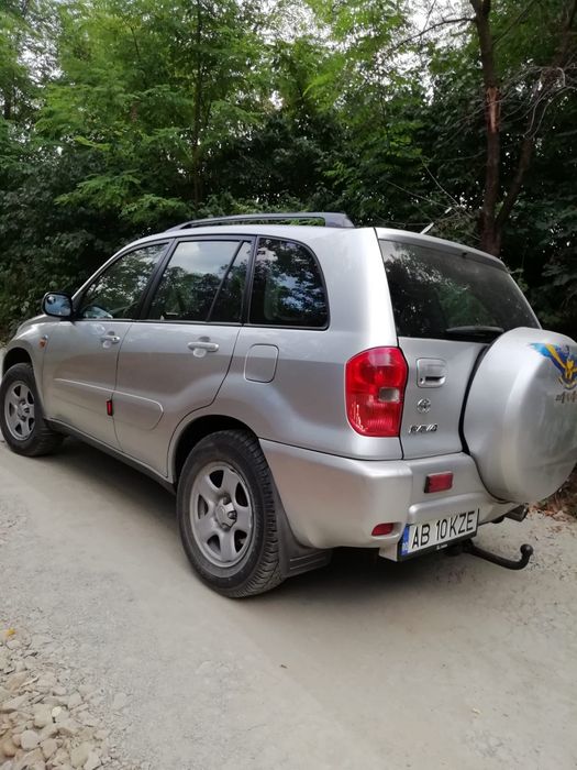 Vând Toyota RAV 4 diesel