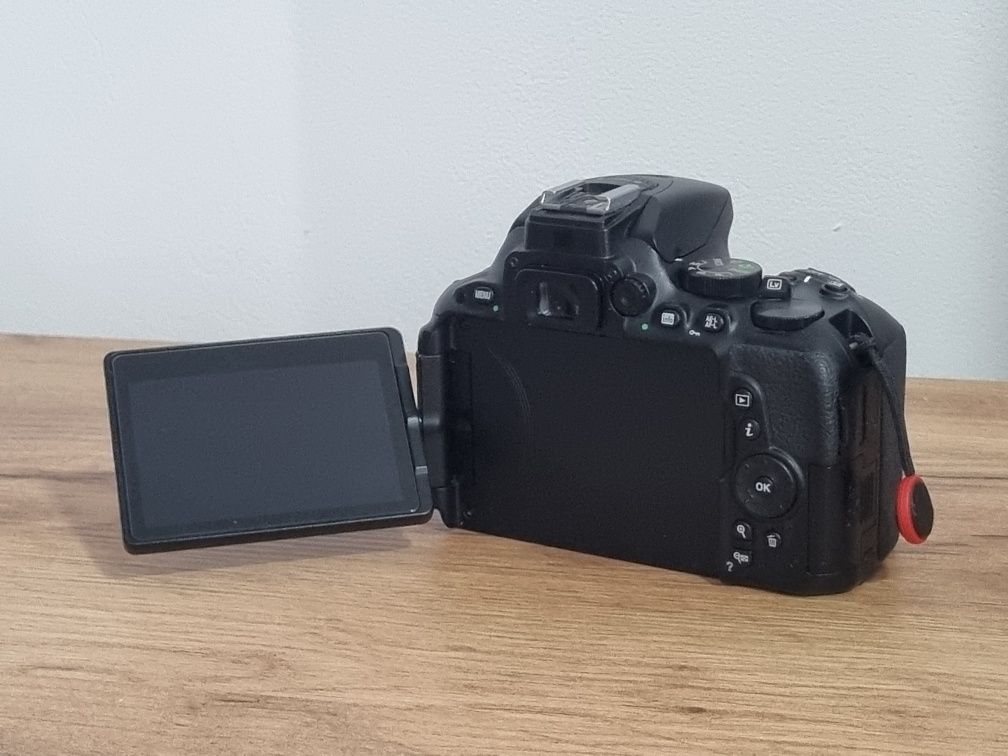 Nikon d5500 body