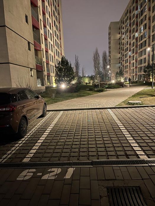 LOC parcare securizat, paza, 21 ResidencePolitehnica, Metrou Lujerului