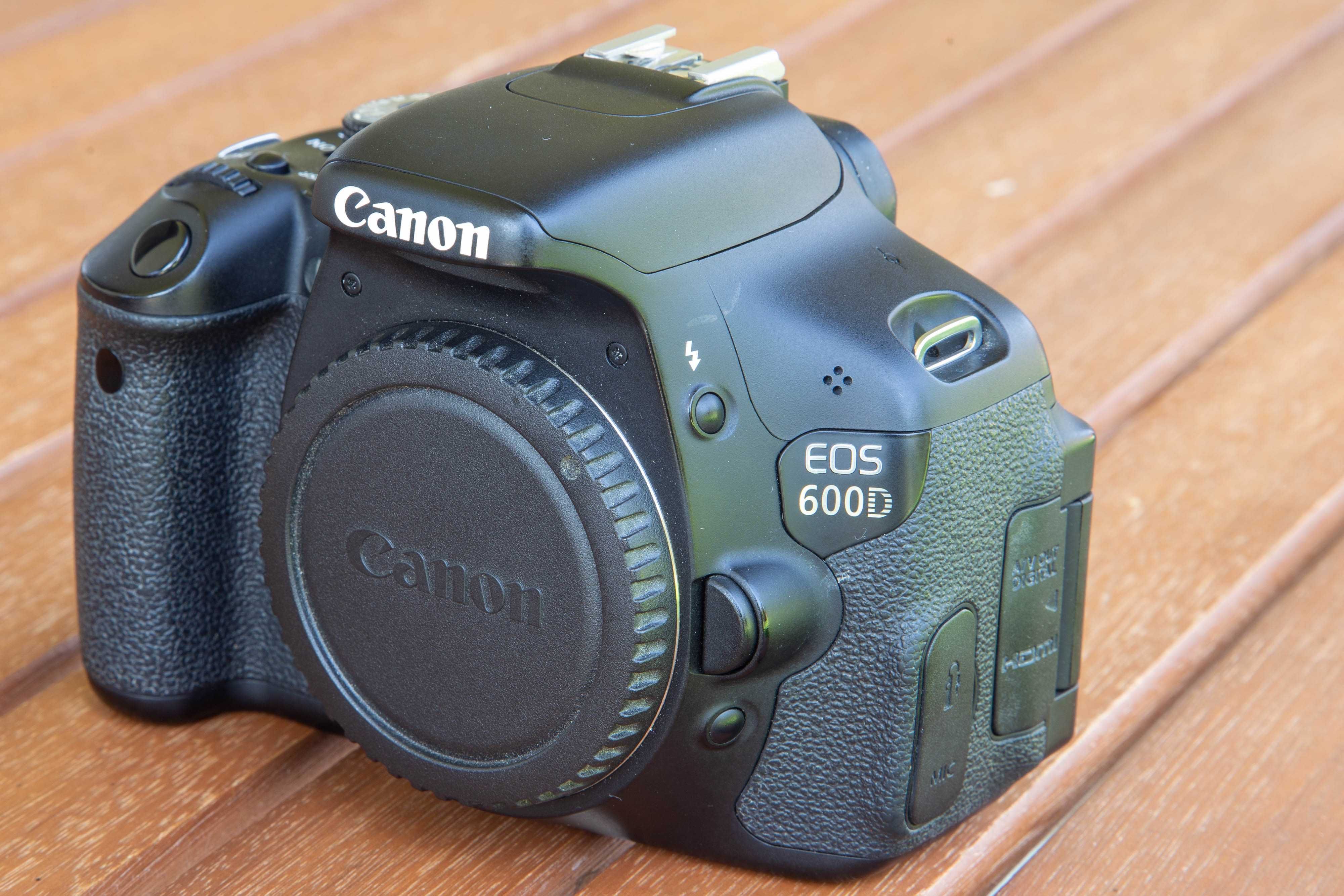 Фотокамера /Фотоапарат/ Canon Eos 600d