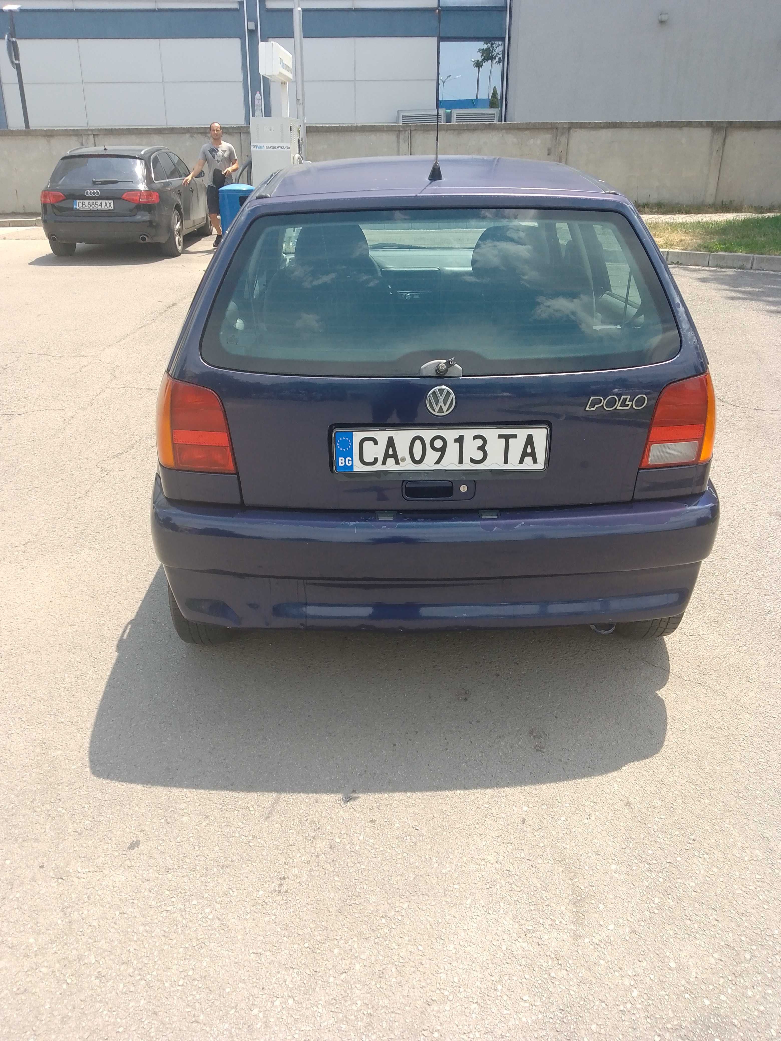 Продавам Volkswagen Polo 1998г. 1.4  бензин.Цена 1200 лв.