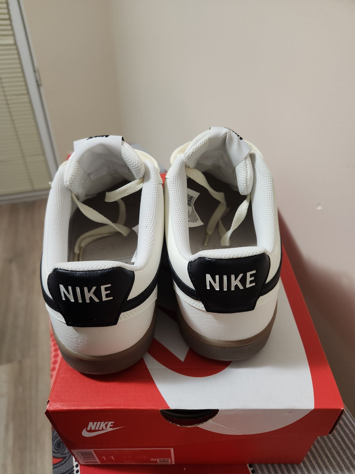 Оригинални маратонки Nike 45