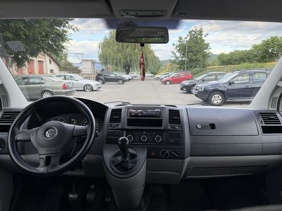 VW Transporter T5 2.0 Tdi 102 Cp Euro 5 cu 8+1 Locuri