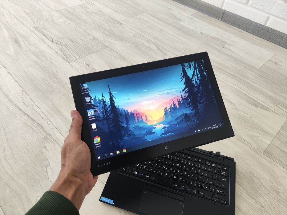 Ноутбук, планшет Toshiba