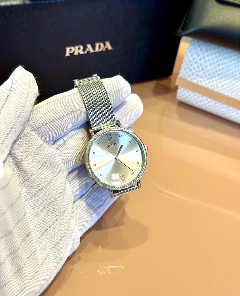 Дамски часовник Guess W1154L1