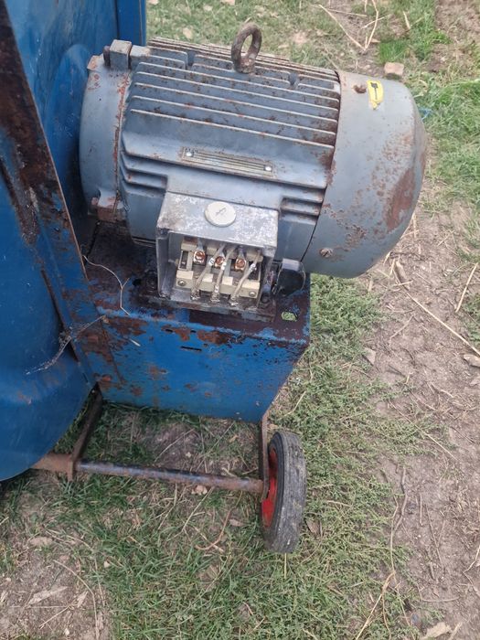 Transportor pneumatic cereale